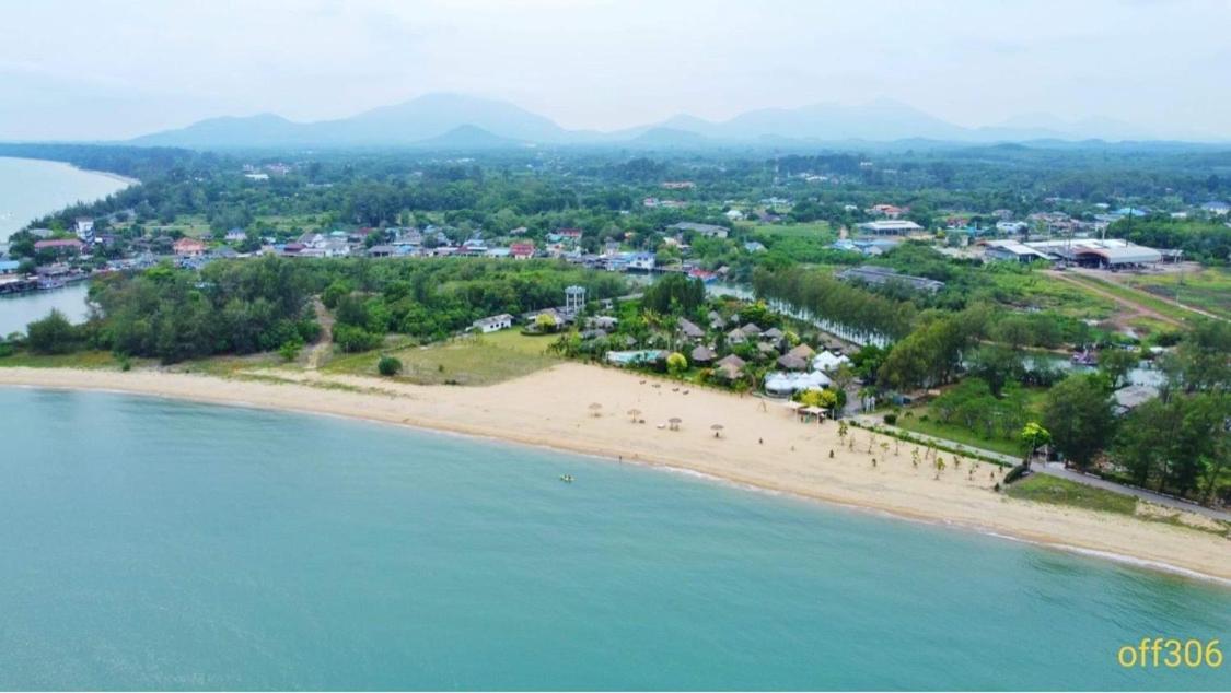 Bann Pae Cabana Hotel And Resort Klaeng Exterior photo
