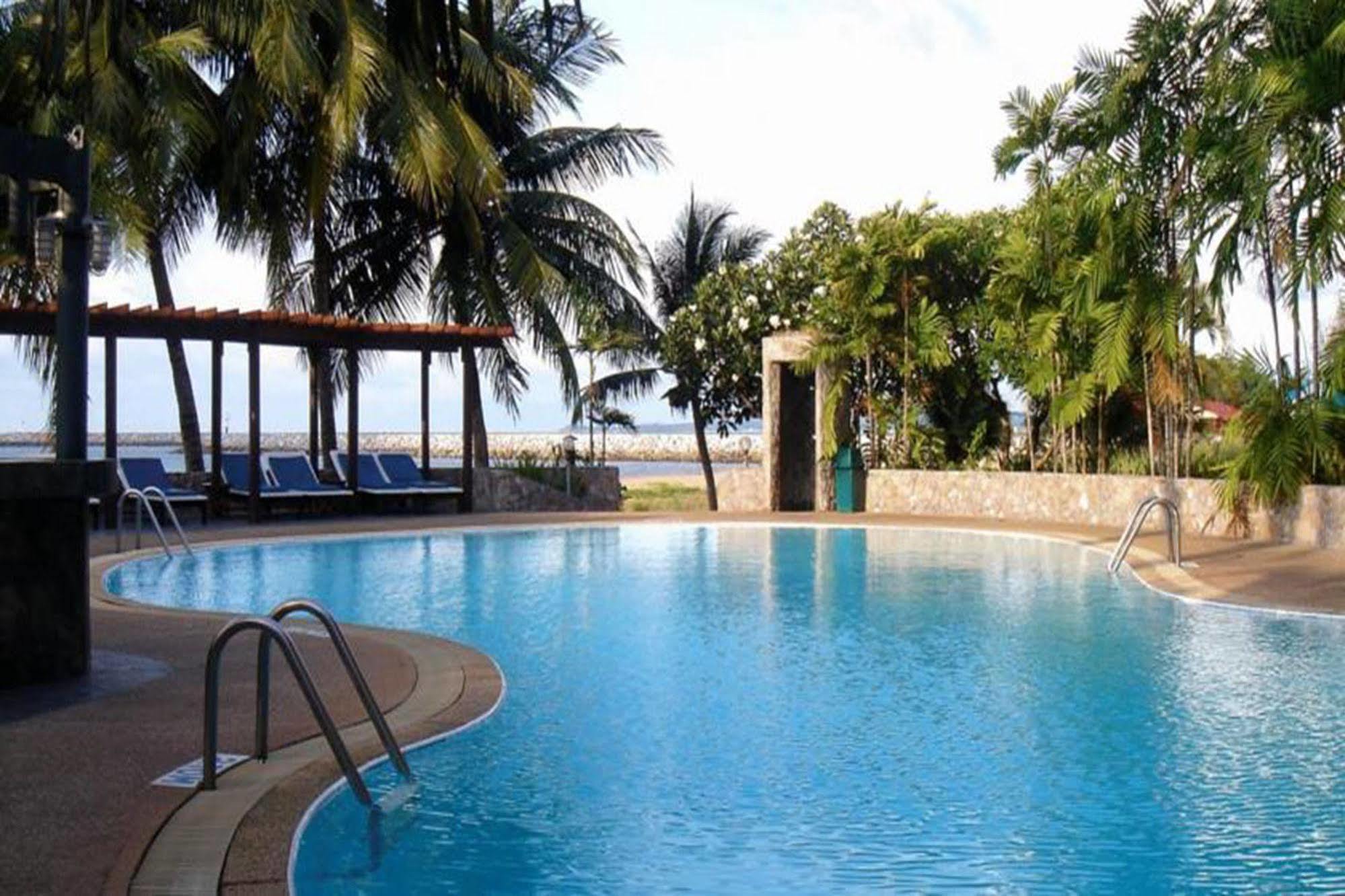 Bann Pae Cabana Hotel And Resort Klaeng Exterior photo